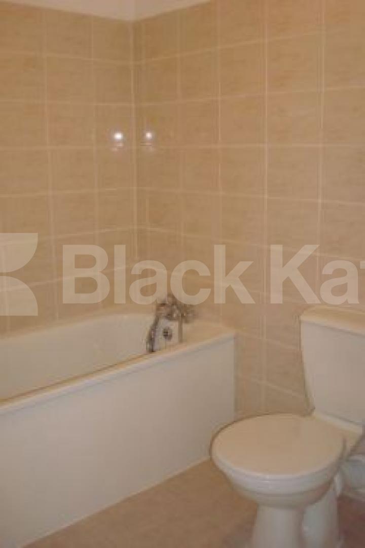 			New Instrction, 2 Bedroom, 1 bath, 1 reception Flat			 Marlborough Road, ARCHWAY