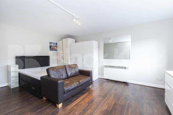Upton Close, London, NW2 (Inclusive of Water),  London