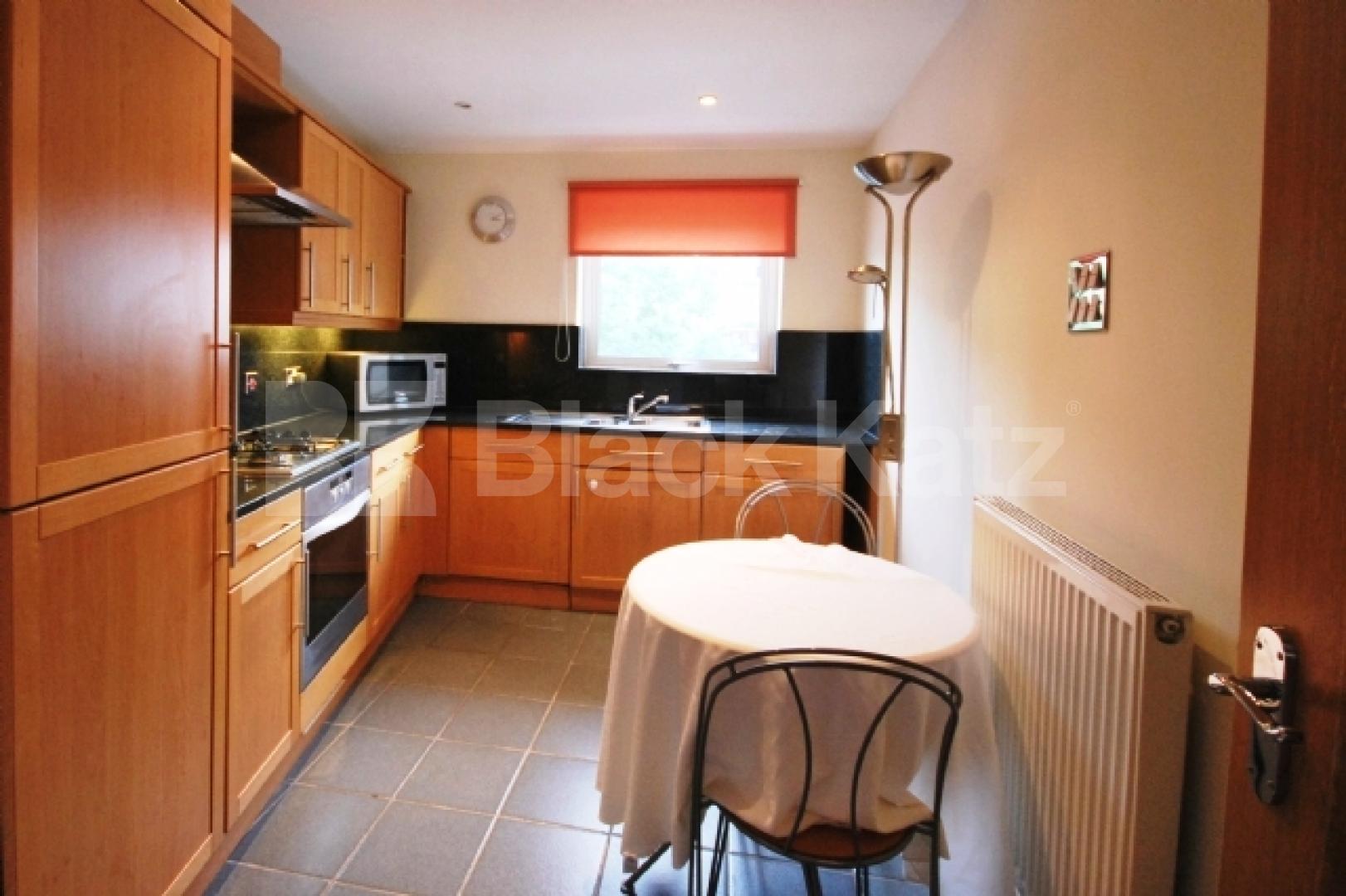 			NEW INSTRUCTION!, 3 Bedroom, 1 bath, 1 reception Flat			 Palgrave Gardens, BAKER STREET / REGENTS PARK