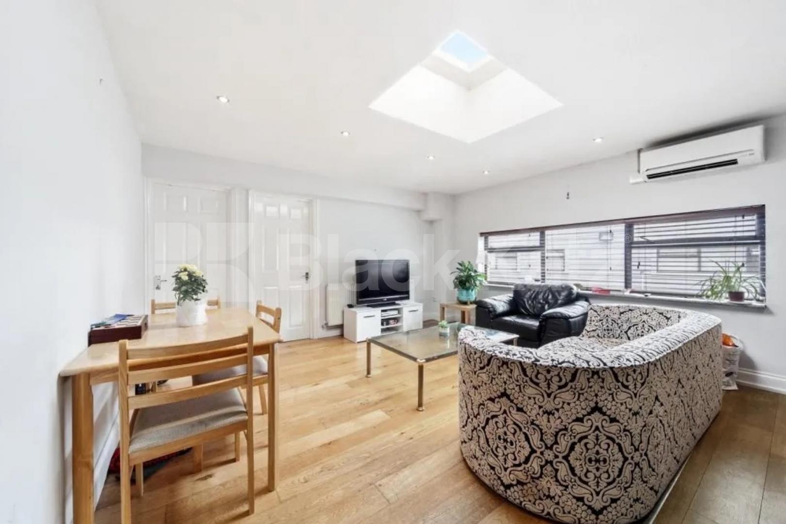 Spacious 3 bedroom property with bills included except for council tax Camden Road, Holloway