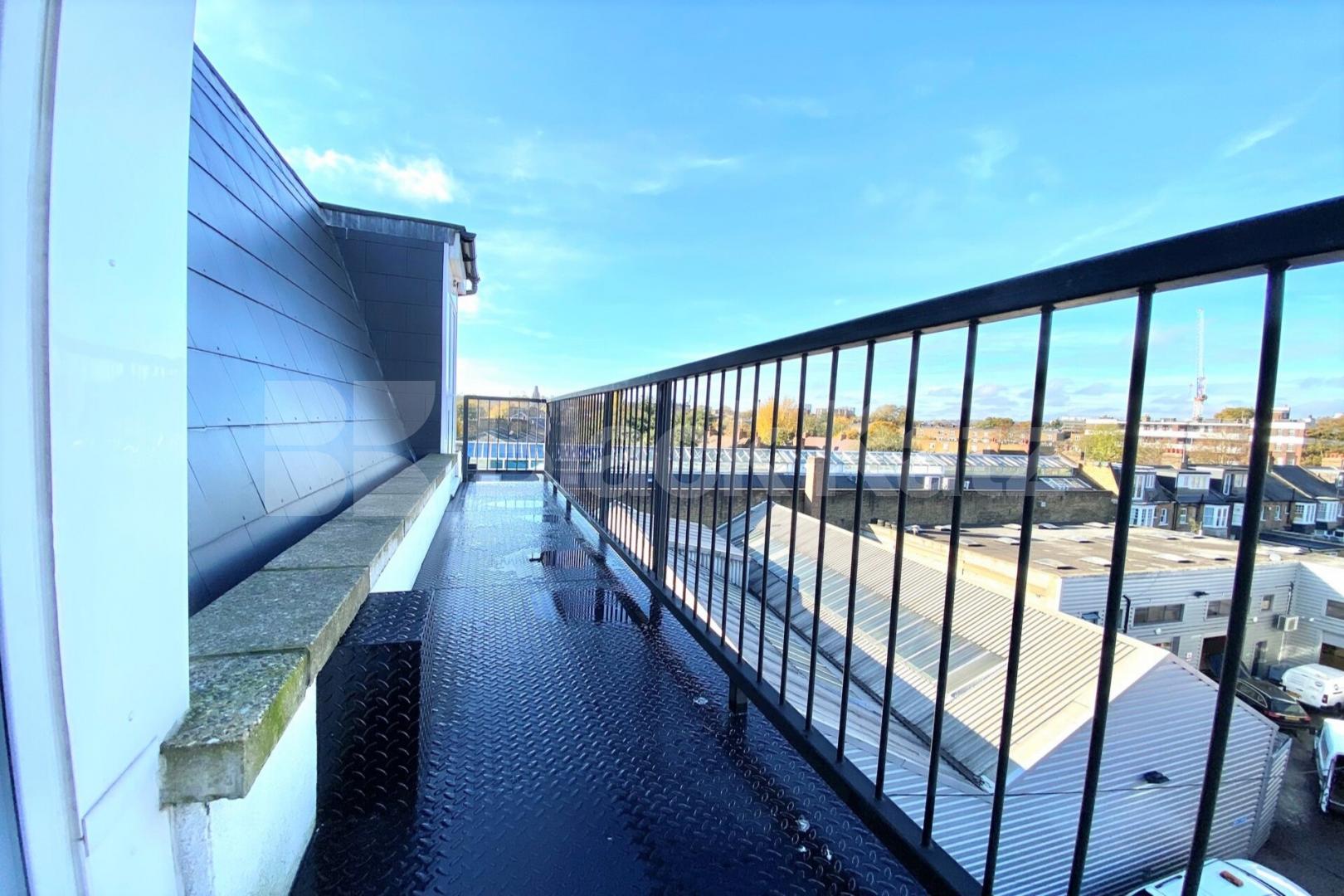 Large 3 bedroom property inclusive of all bill except council tax Camden Road , Holloway