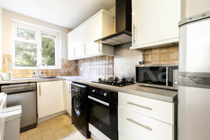 Black Katz is proud of offer this superb two bedroom flat finished to a high standard Burlington Gardens, London, W3,  London