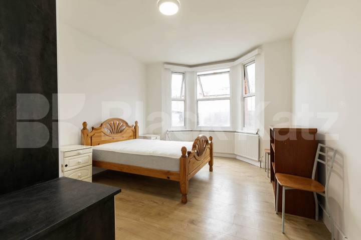 A well-presented three-bedroom furnished home situated on the popular Newton Road, NW2 Newton Road, London, NW2,  London