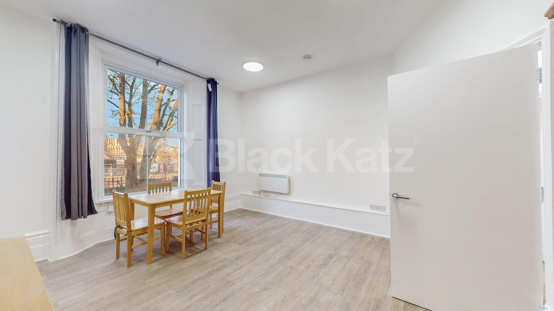 Newly refurbished large 4 bedroom property close to Caledonian Rd station Camden Road, Holloway / Caledonian Road