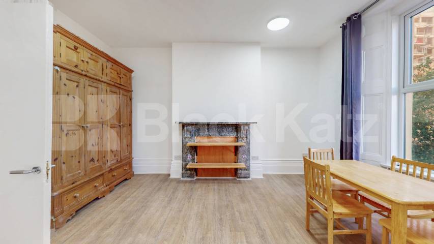 Newly refurbished large 4 bedroom property close to Caledonian Rd station Camden Road, Holloway / Caledonian Road