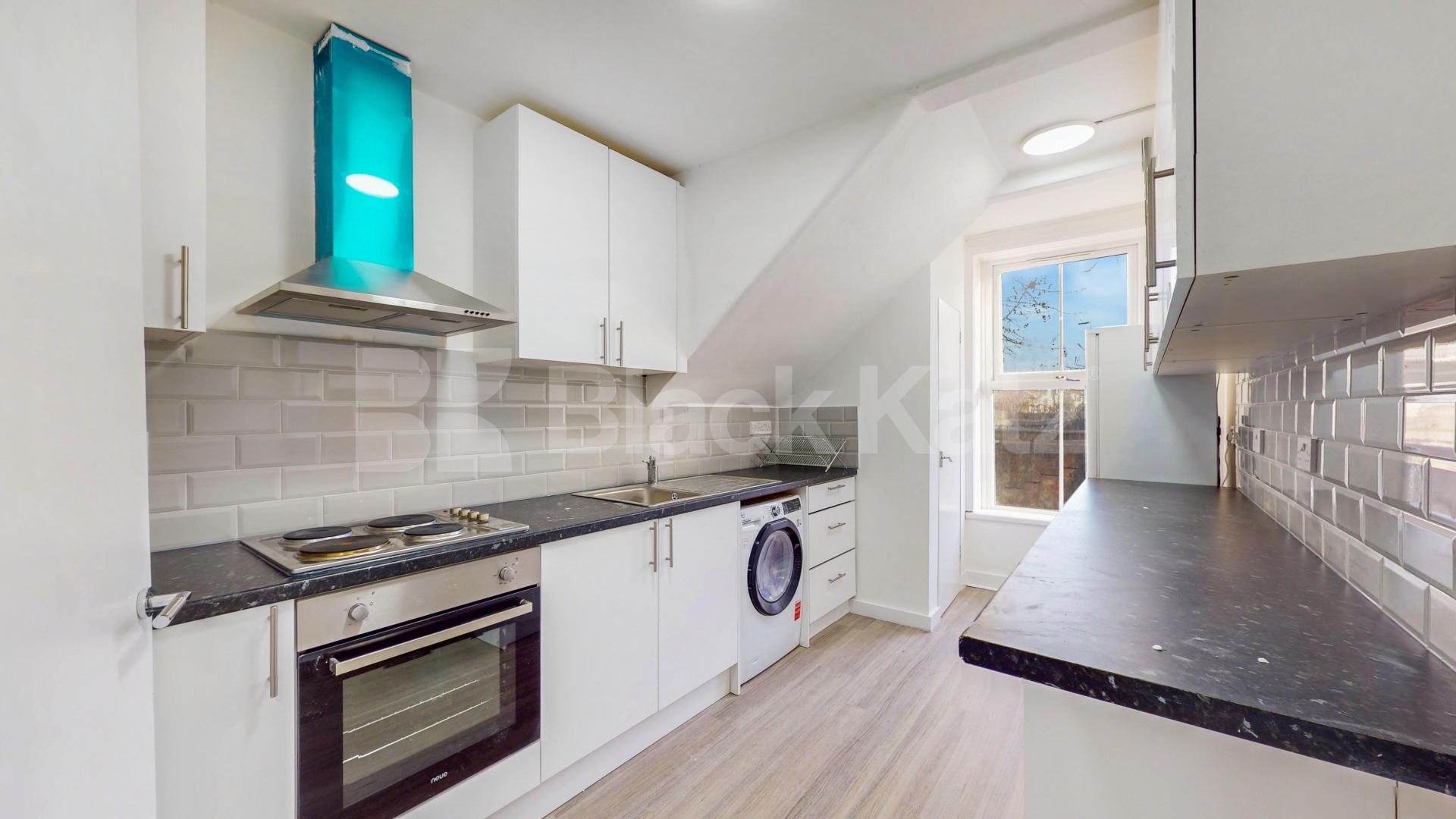Newly refurbished large 4 bedroom property close to Caledonian Rd station Camden Road, Holloway / Caledonian Road