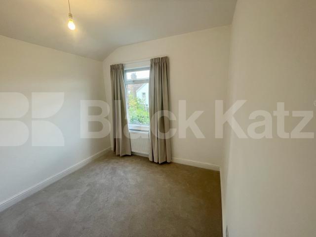 Fantastic newly refurbished 3 bed with garden mins to shops and tube to Euston Bruce Grove, Watford