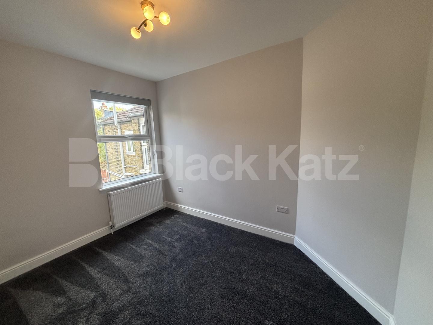 Larger than average & completely refurbished throughout Trundleys Road , Surrey Quays 