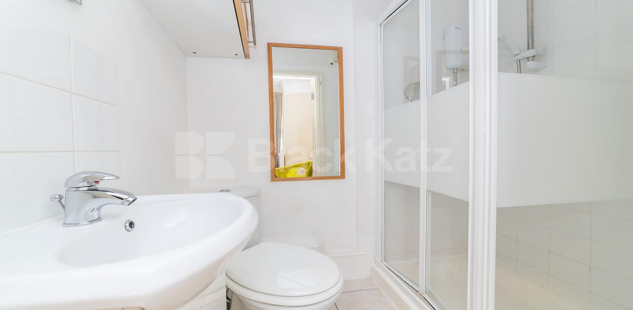 			Great Studio, Studio Apartment, 1 bath, 1 reception Flat			 Church Lane, Crouch End