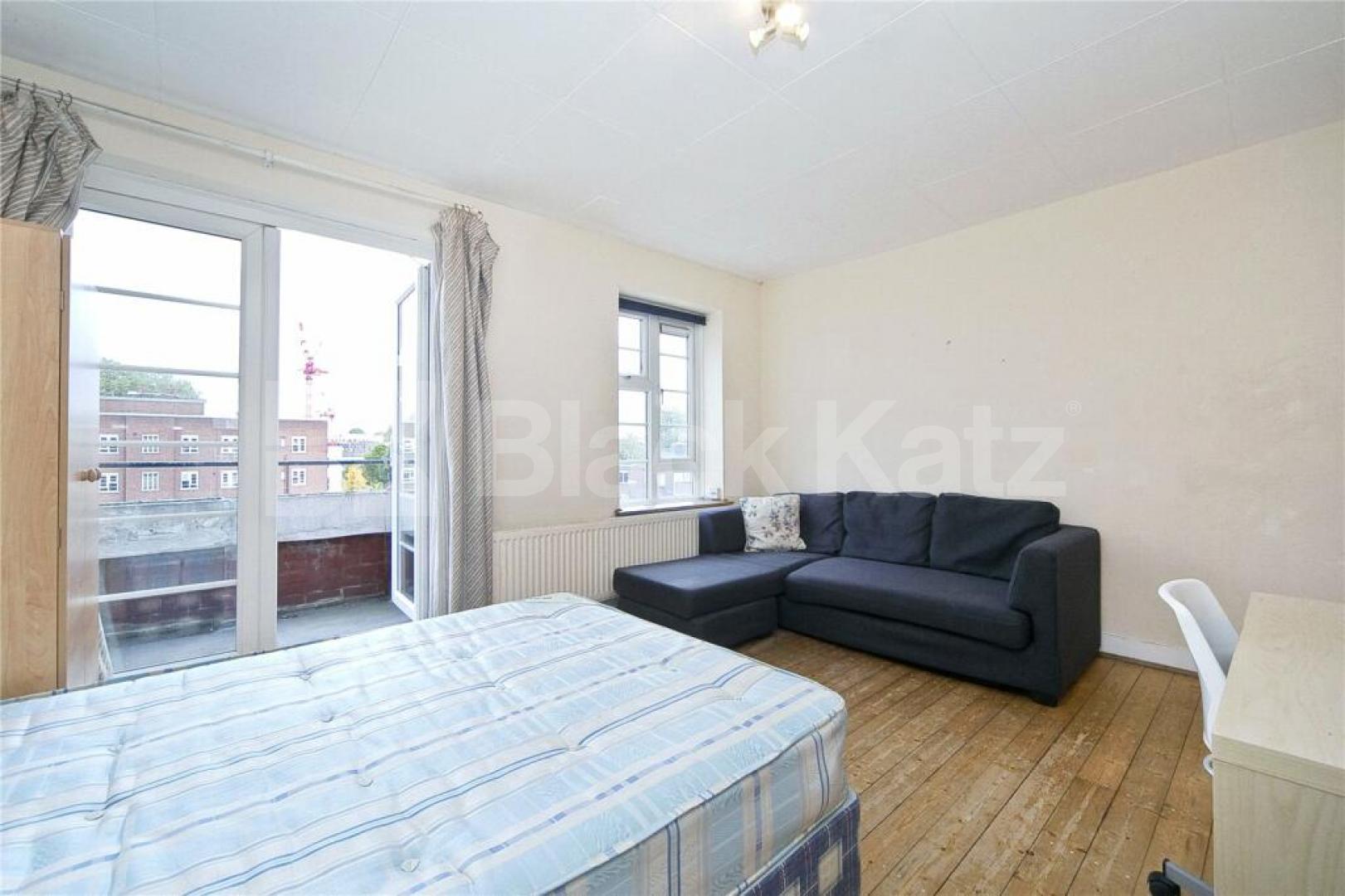 Spacious three bedroom property set in an amazing location  Lewis Street, Camden