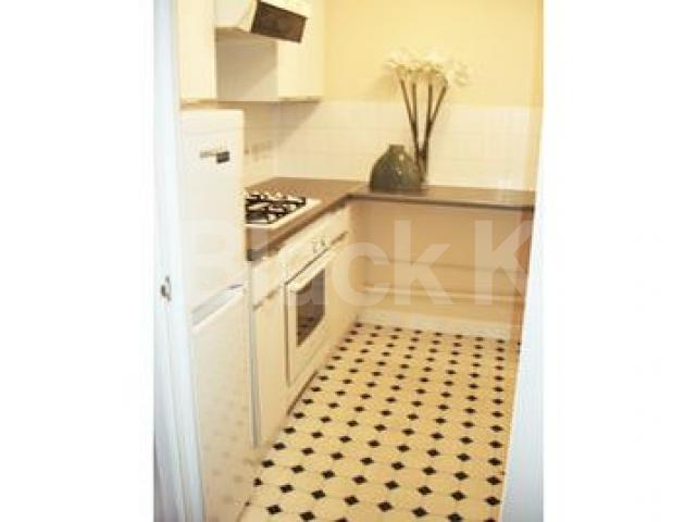 			MUST SEE!!!!, 1 Bedroom, 1 bath, 1 reception Apartment			 Tildworth Road, Wellington Way, MILE END