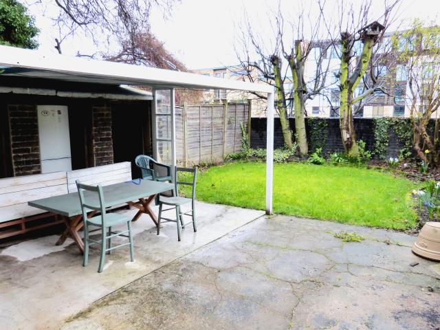 			NEW INSTRUCTION (Private Garden), 2 Bedroom, 1 bath, 1 reception Flat			 Harvist Road, QUEENS PARK