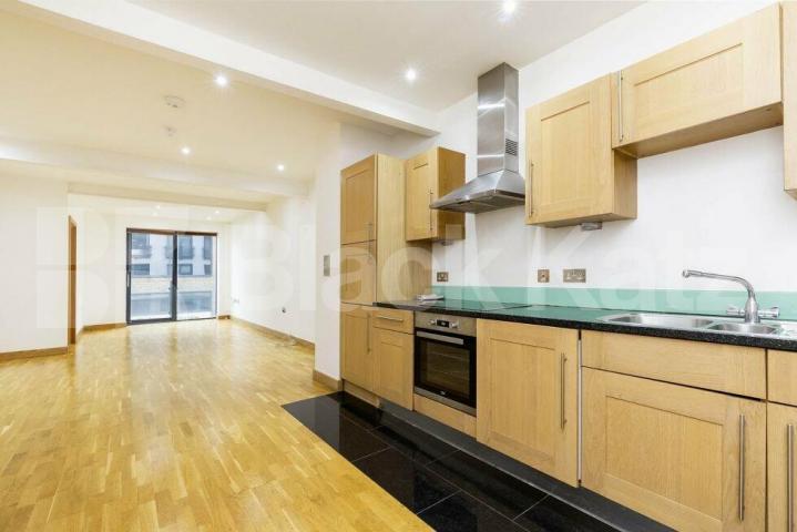 Modern 2 bed 2 bath within a private development mins to tube & shops Noko House, Banister Road, Kensal Rise