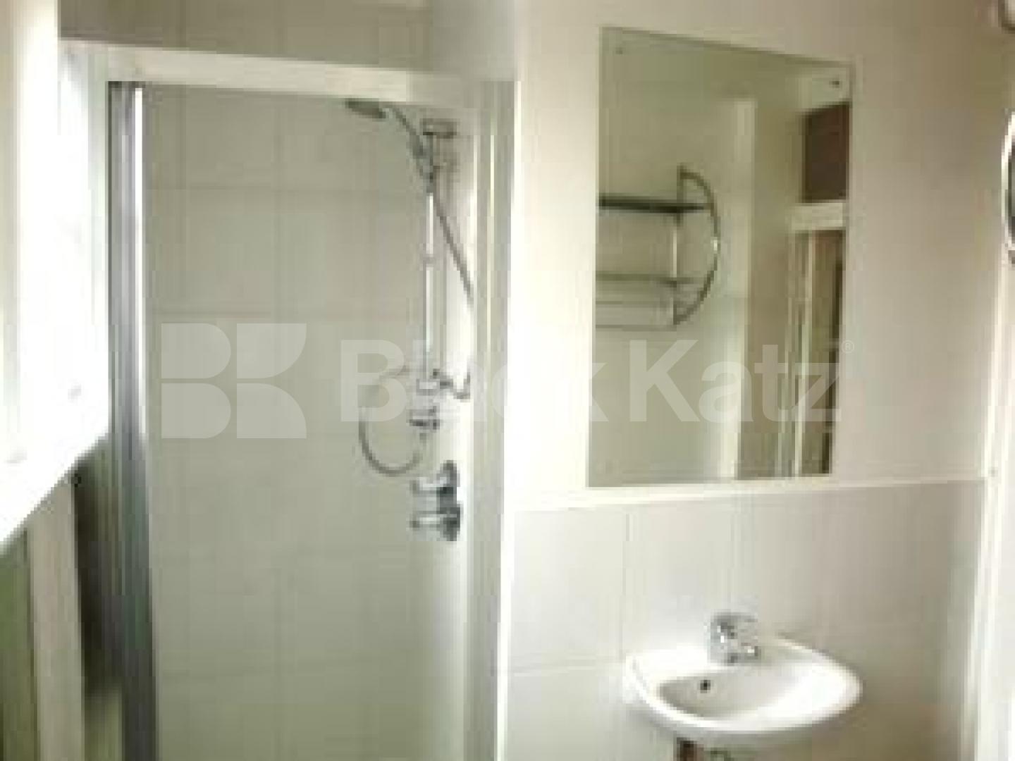 			1 Bedroom, 1 bath, 1 reception Flat			 Scott Elis Gardens, ST JOHNS WOOD