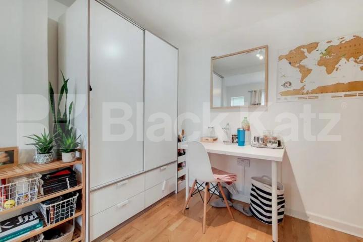 3 double bedroom property perfect for sharers Royal College Street, Camden