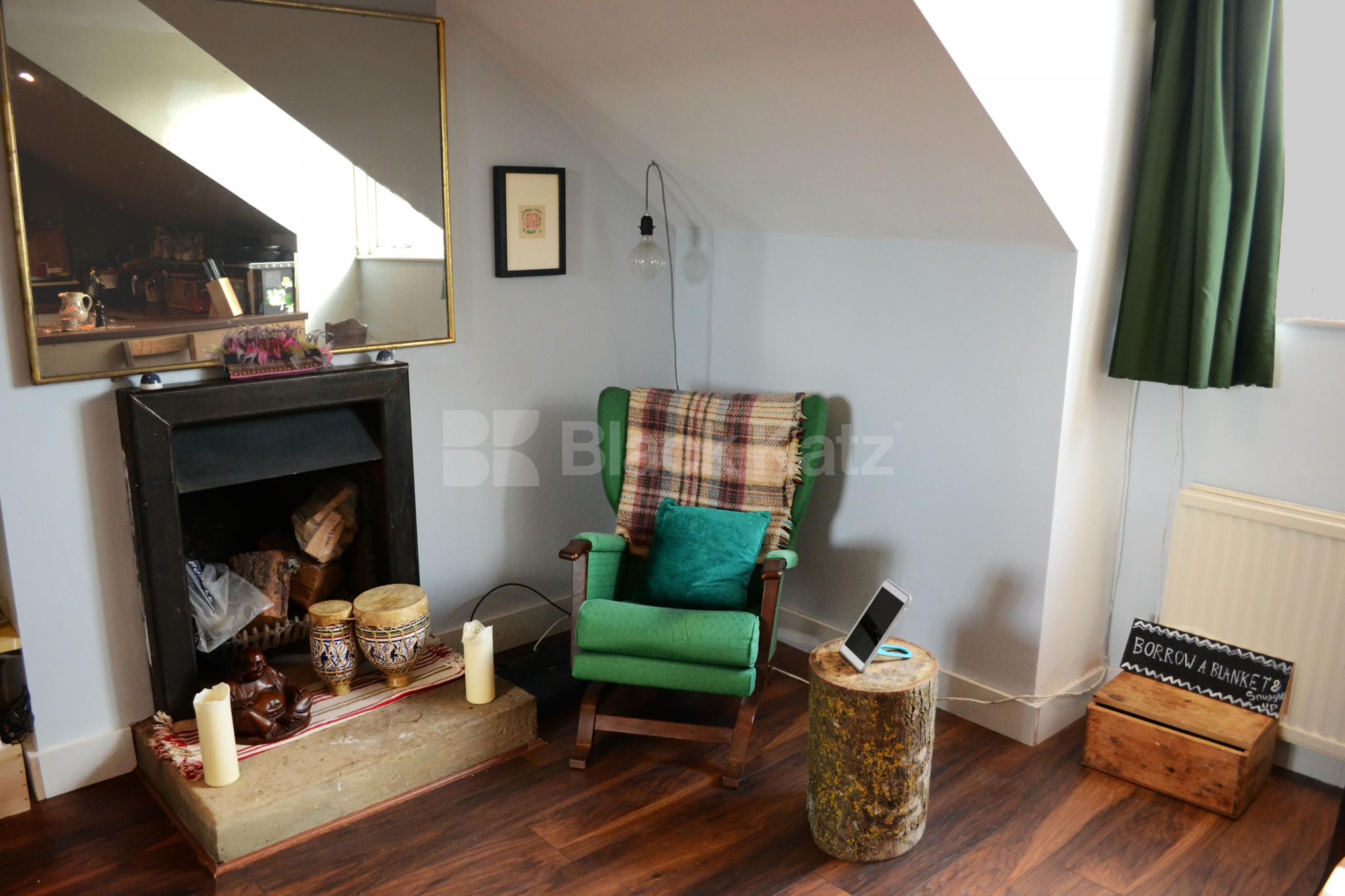 			Includes all bills!, 1 Bedroom, 1 bath, 1 reception Flat			 Fairfield Road, Crouch End N8