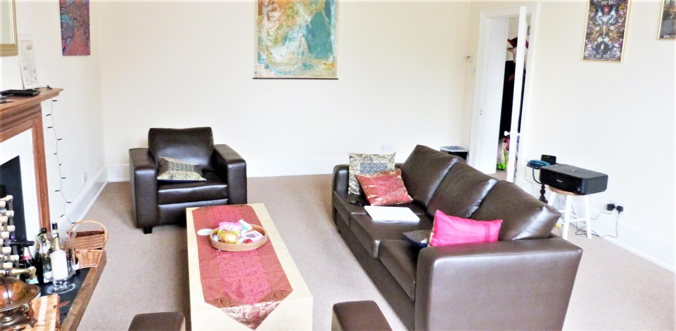 			2 Bedroom, 1 bath, 1 reception Flat			 West End Lane, WEST HAMPSTEAD