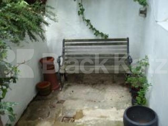 			New Instruciton, 1 Bedroom, 1 bath, 1 reception Flat			 Ellington Street, BARNSBURY N7