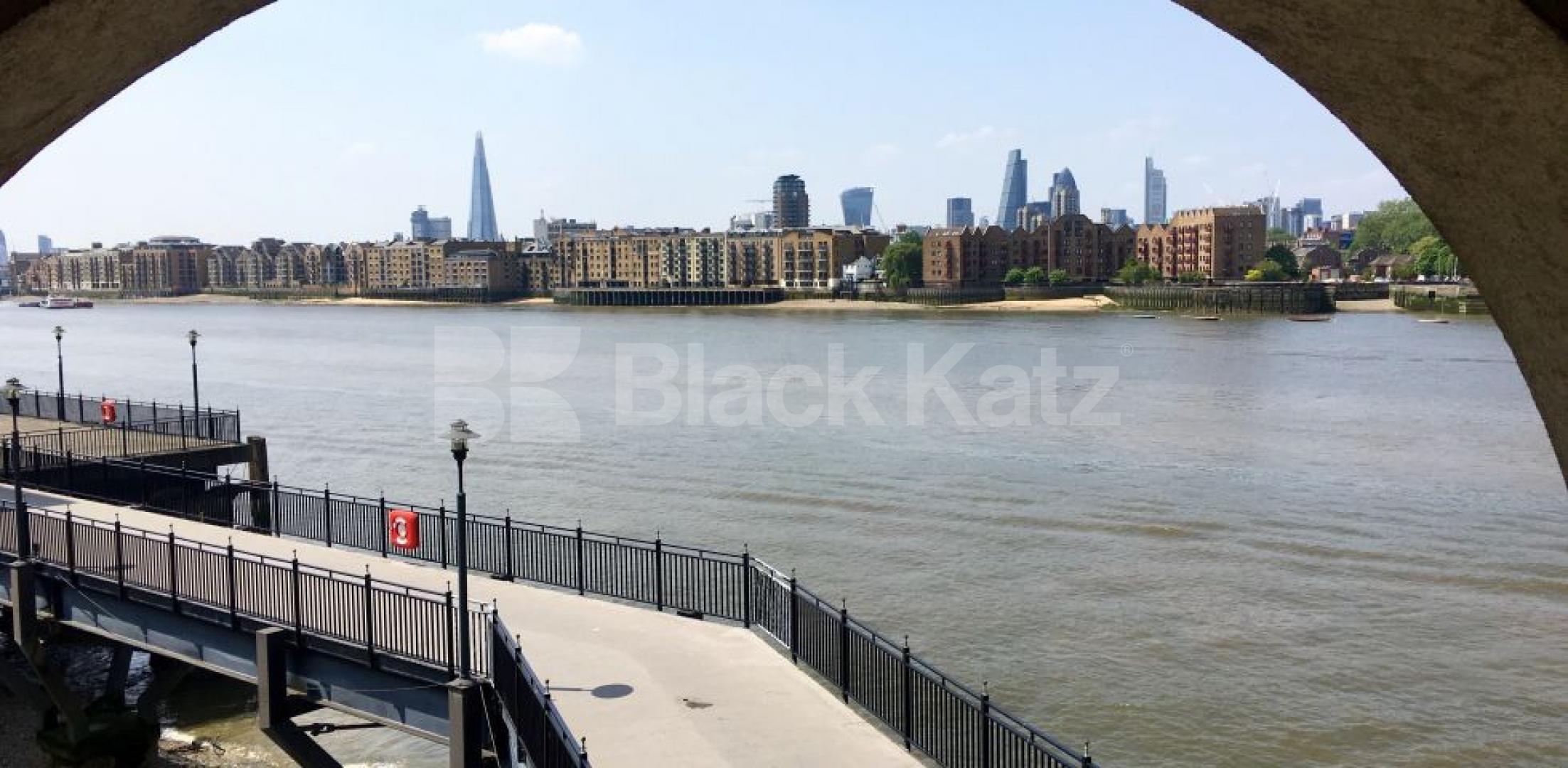 			UNDER OFFER , 3 Bedroom, 1 bath, 1 reception Apartment			 Bellamys Court. Abbotshade Road , Rotherhithe