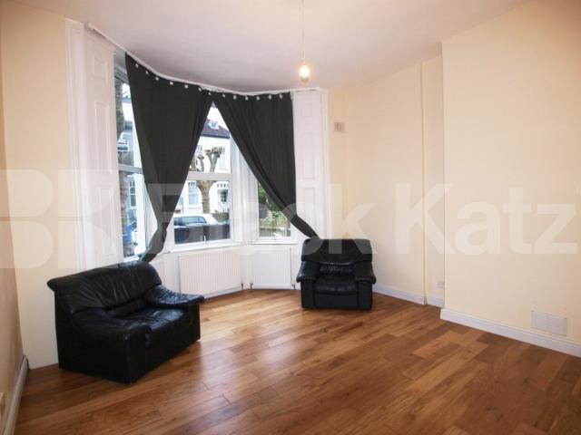 			1 Bedroom, 1 bath, 1 reception Flat			 Belmont Road, Turnpike Lane