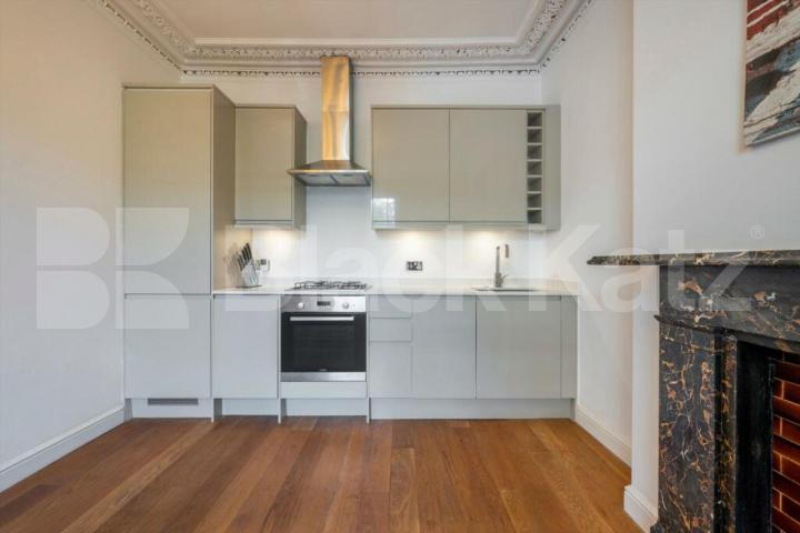 Beautiful stylish one bedroom set in a period conversion  Stratford Villas, Camden