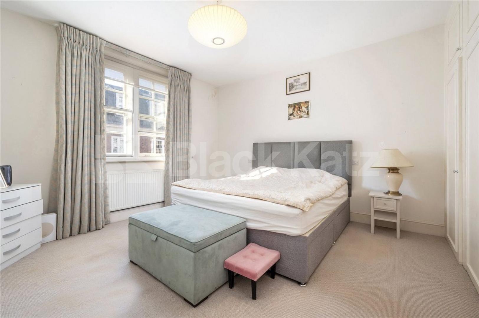 Spacious beautifully finished property in an amazing location Lees Place, Mayfair