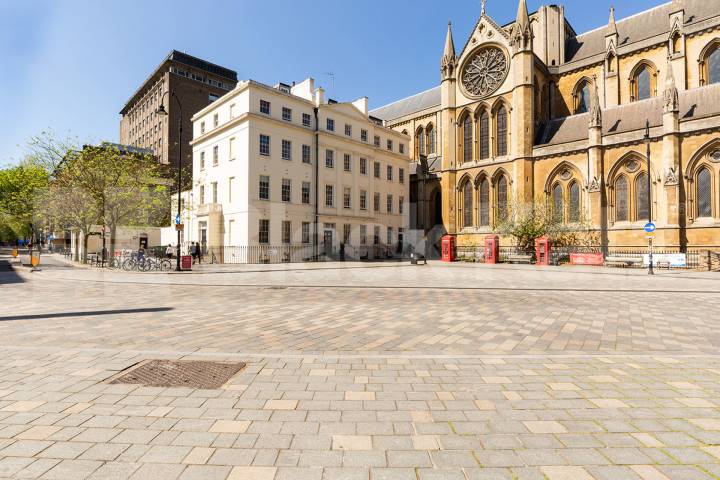 			4 Bedroom, 1 bath, 1 reception Apartment			 BYNG PLACE WC1E, RUSSELL SQUARE - EUSTON - FITZROVIA 