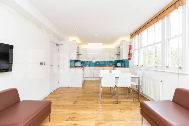 			4 Bedroom, 1 bath, 1 reception Apartment			 BYNG PLACE WC1E, RUSSELL SQUARE - EUSTON - FITZROVIA 