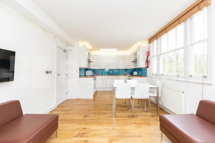 			4 Bedroom, 1 bath, 1 reception Apartment			 BYNG PLACE WC1E, RUSSELL SQUARE - EUSTON - FITZROVIA 