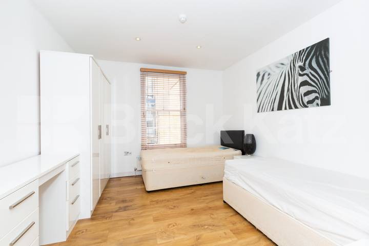 			4 Bedroom, 1 bath, 1 reception Apartment			 BYNG PLACE WC1E, RUSSELL SQUARE - EUSTON - FITZROVIA 
