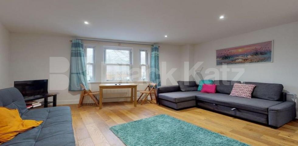 			ZONE 1 LOCATION, 1 Bedroom, 1 bath, 1 reception Apartment			 Kings Cross Road, KINGS CROSS 