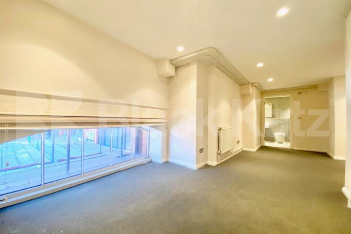 Modern Split level 3 bed 2 bath warehouse conversion with exposed brick Dove Road, Canonbury 