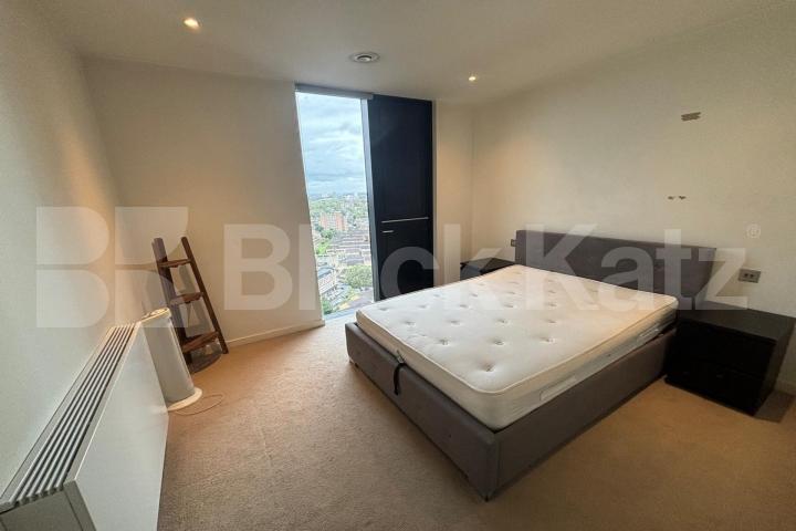Located on the 18th Floor of this Iconic Tower with Stunning Views Strata, Walworth Road, Elephant and Castle