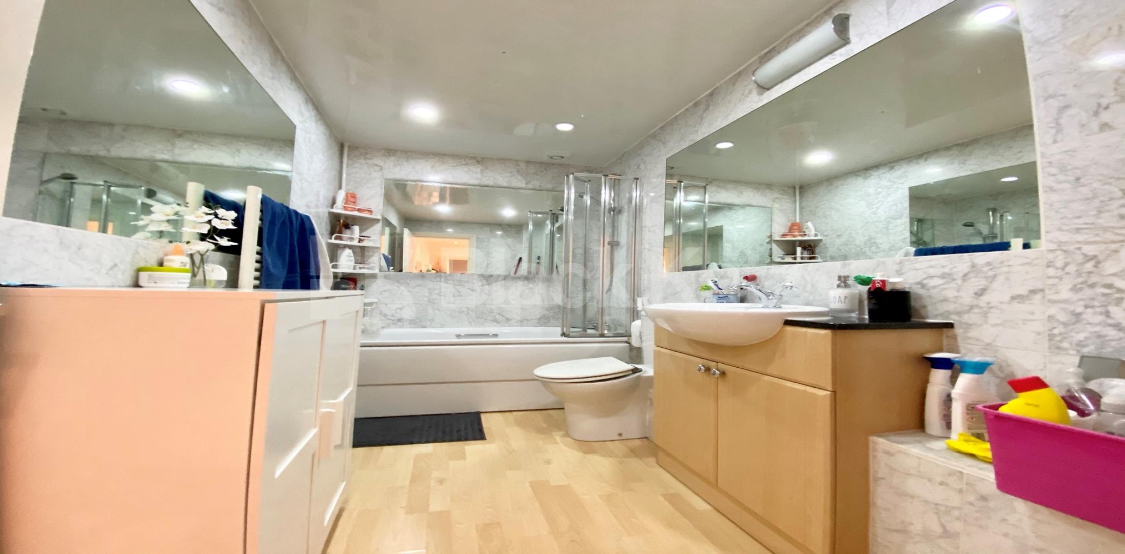 			LET , 3 Bedroom, 1 bath, 1 reception Apartment			 The Aspect, Deverell Street , London Bridge/ Borough 