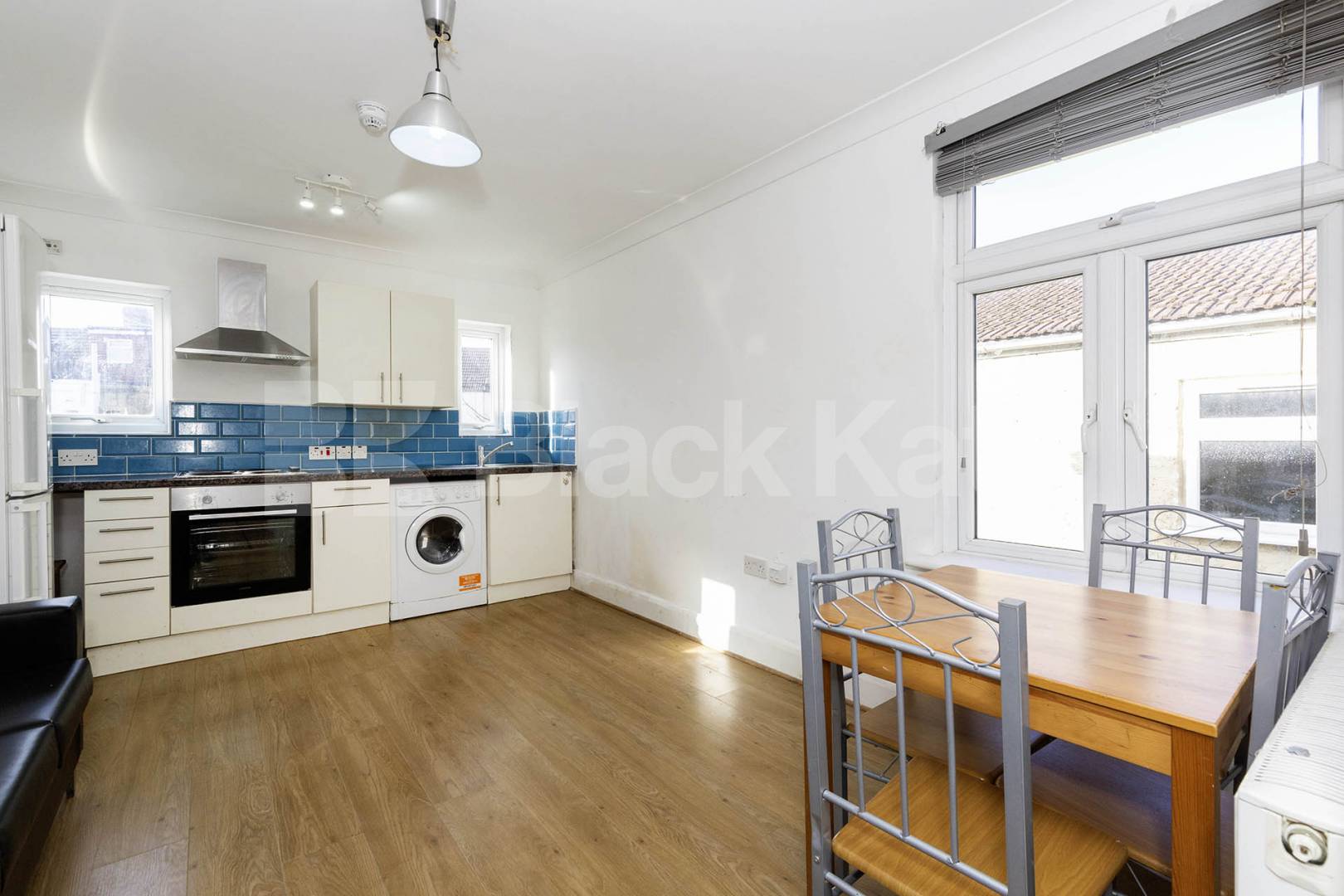			1 Bedroom, 1 bath, 1 reception 			 High Road, London, NW10,  London