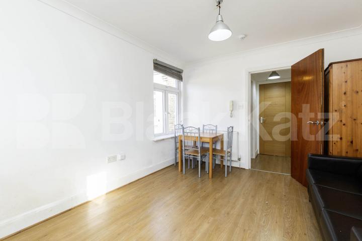 			1 Bedroom, 1 bath, 1 reception 			 High Road, London, NW10,  London