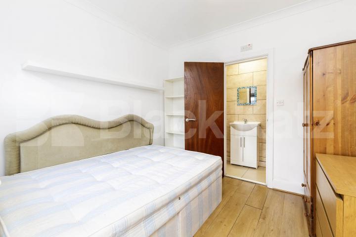 			1 Bedroom, 1 bath, 1 reception 			 High Road, London, NW10,  London