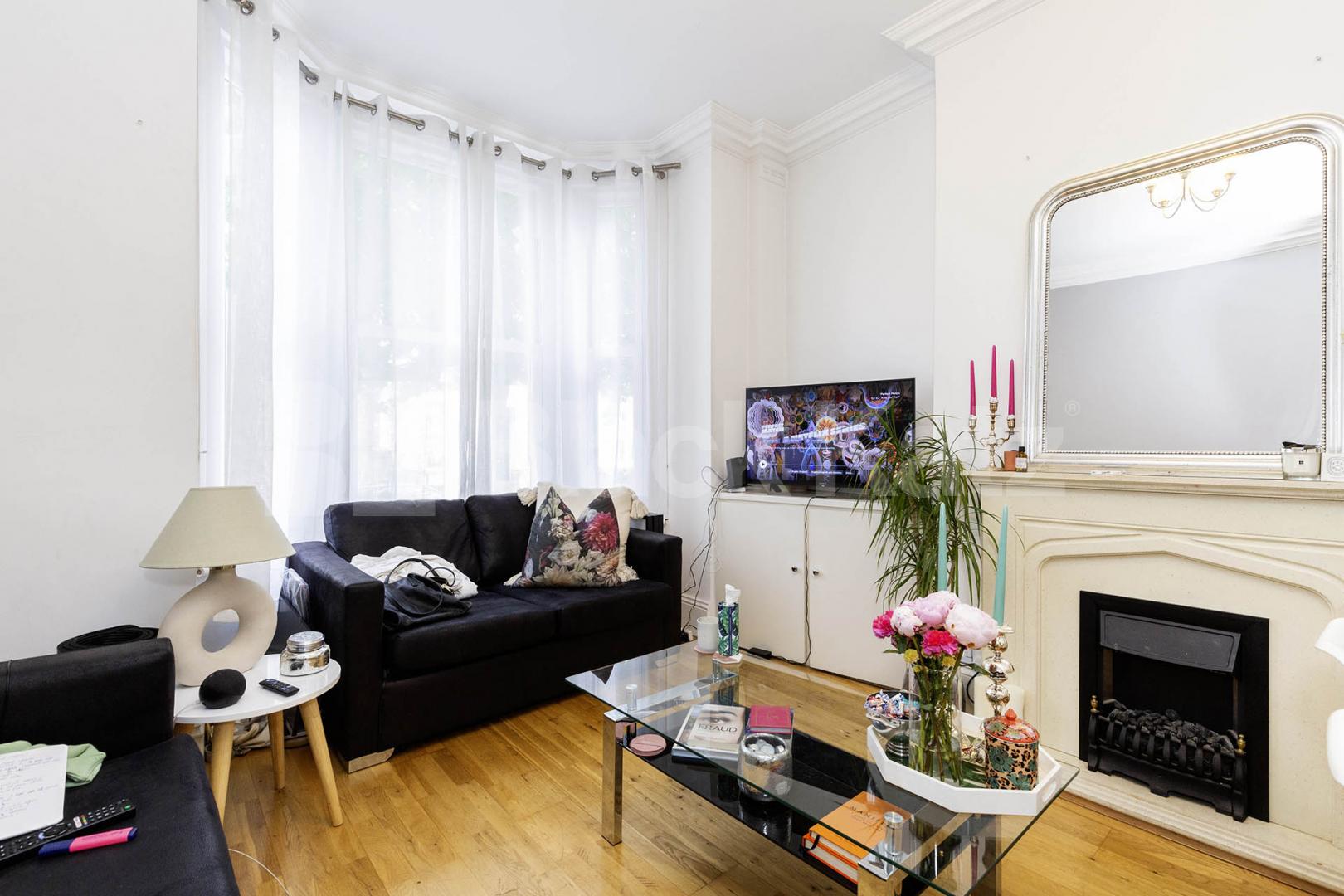 			2 Bedroom, 1 bath, 1 reception 			 Fordwych Road,  London  NW2