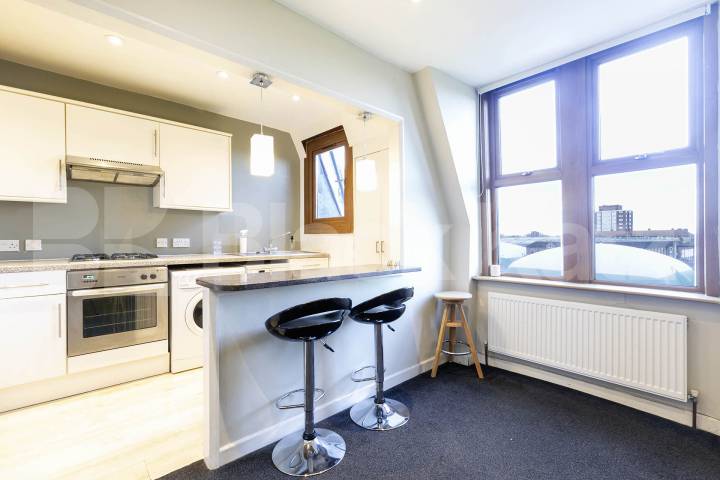 			2 Bedroom, 1 bath, 1 reception 			 Gledstanes Road,  London  W14