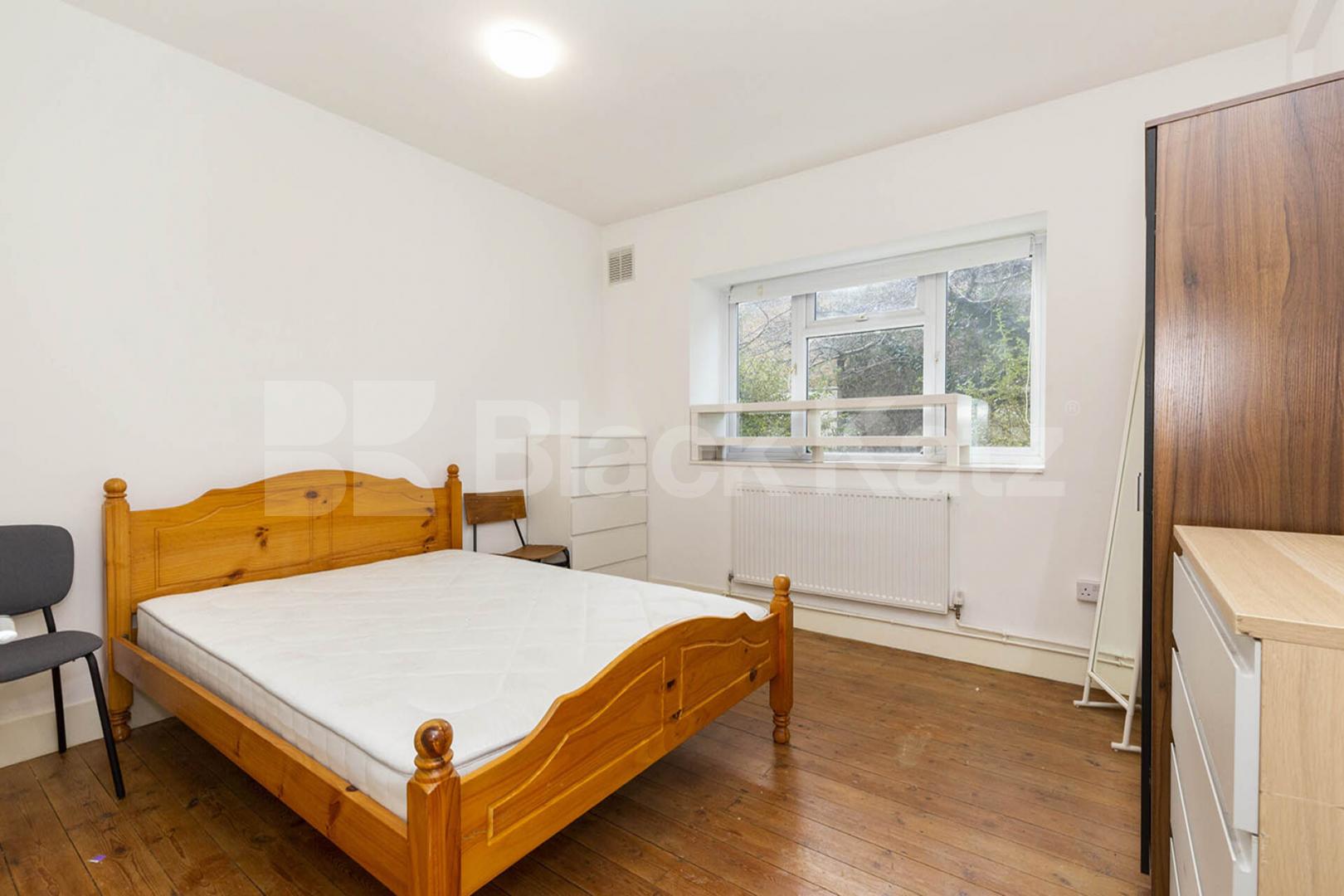 Located in the heart of Shoreditch a modern 2 bedroom flat  Bevenden Street, Old Street 