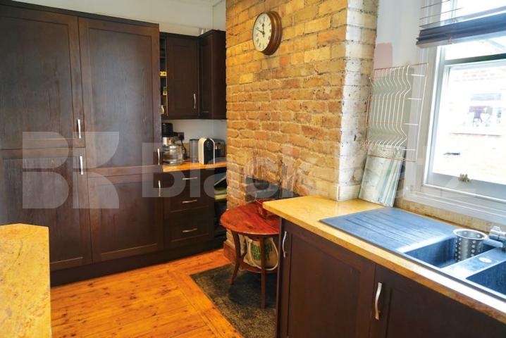 			New Instruction In Heart Of Crouch End !, 1 Bedroom, 1 bath, 1 reception Apartment			 Coolhurst Road, Crouch End / Highgate