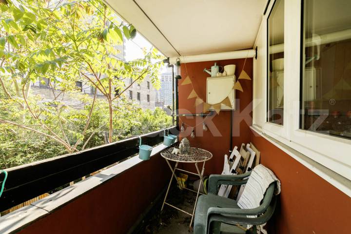 Located on sought-after Shalfleet Drive, W10, this spacious and well-presented 4-bedroom property is available to rent from the end of August Shalfleet Drive, London, W10,  London