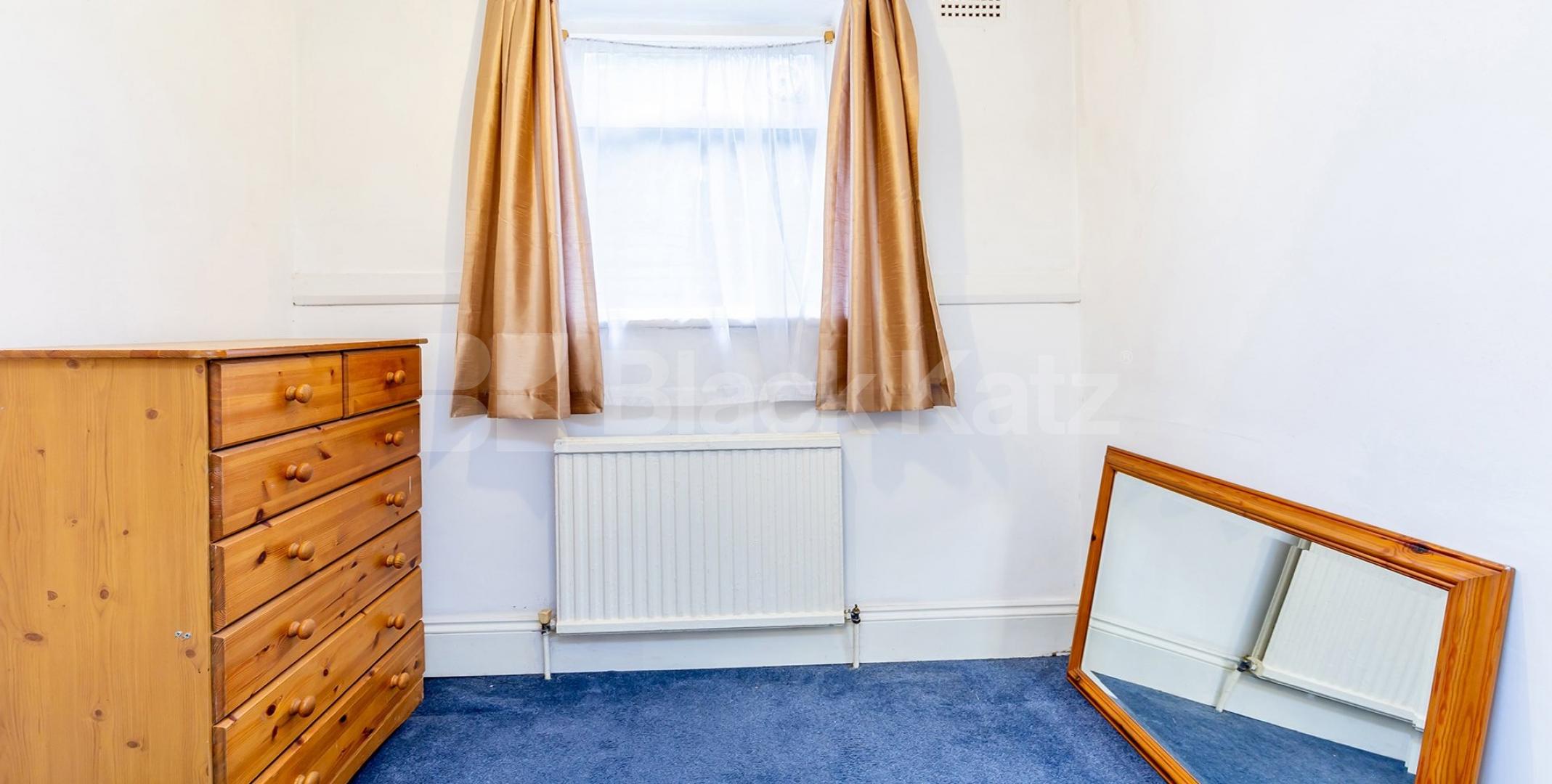 			SPACIOUS GARDEN FLAT!, 2 Bedroom, 1 bath, 1 reception Flat			 Stock Orchard Crescent, CALEDONIAN ROAD 