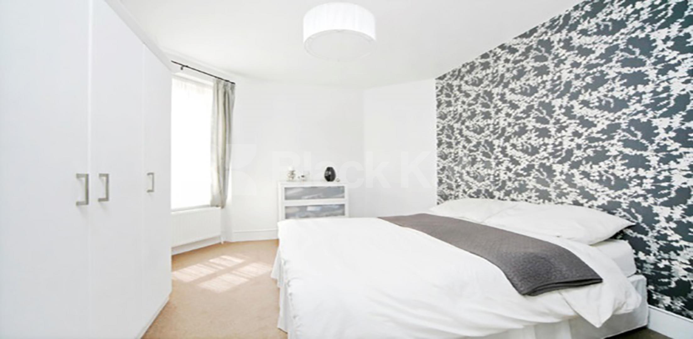 			1 Bedroom, 1 bath, 1 reception Flat			 Fulham Park Gardens, FULHAM 