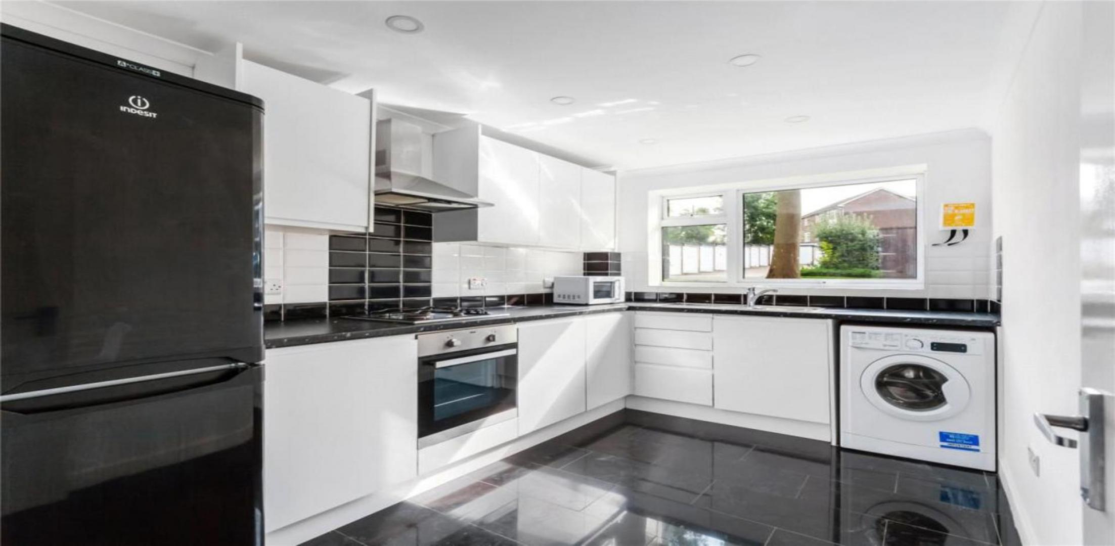 			1 Bedroom, 1 bath, 1 reception Apartment			 Kelmscott Court, Aran Drive, Stanmore