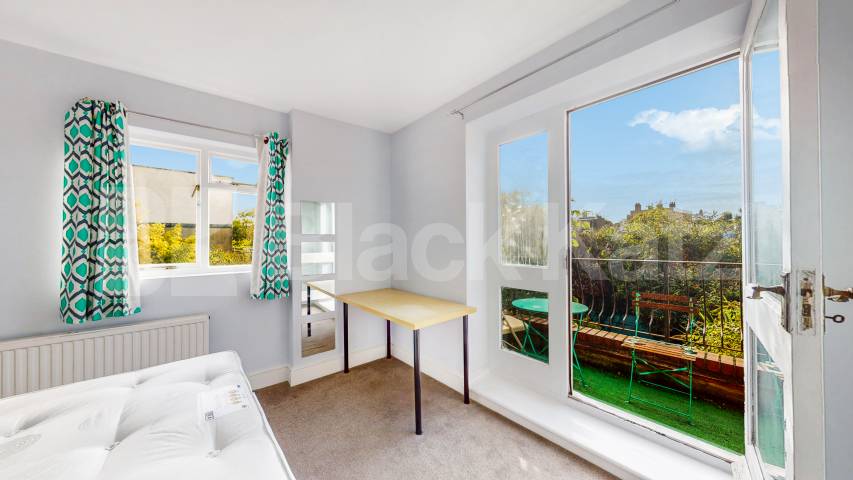 			3 Bedroom, 1 bath, 1 reception 			 Harvist Road,  London  NW6