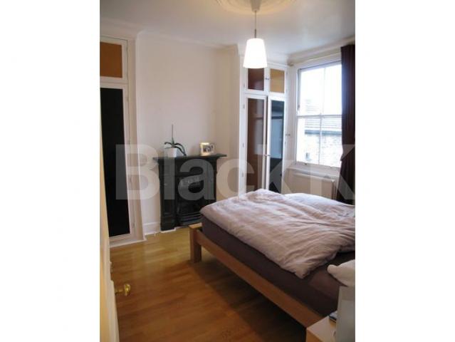 			NEW INSTRUCTION!, 2 Bedroom, 1 bath, 1 reception Flat			 Park Hall Road, East Finchley