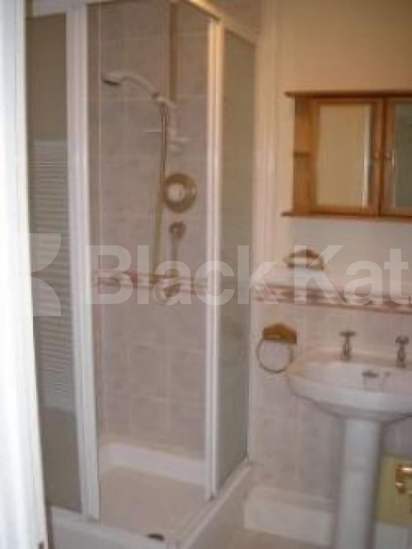 			Modern Development !, 2 Bedroom, 1 bath, 1 reception Flat			 Goddard Place, TUFNELL PARK N19