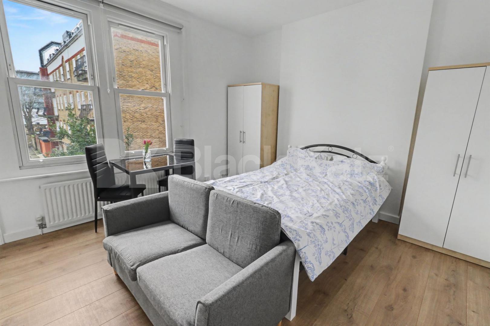 Modern studio within walking distance to Camden Camden Road, Camden