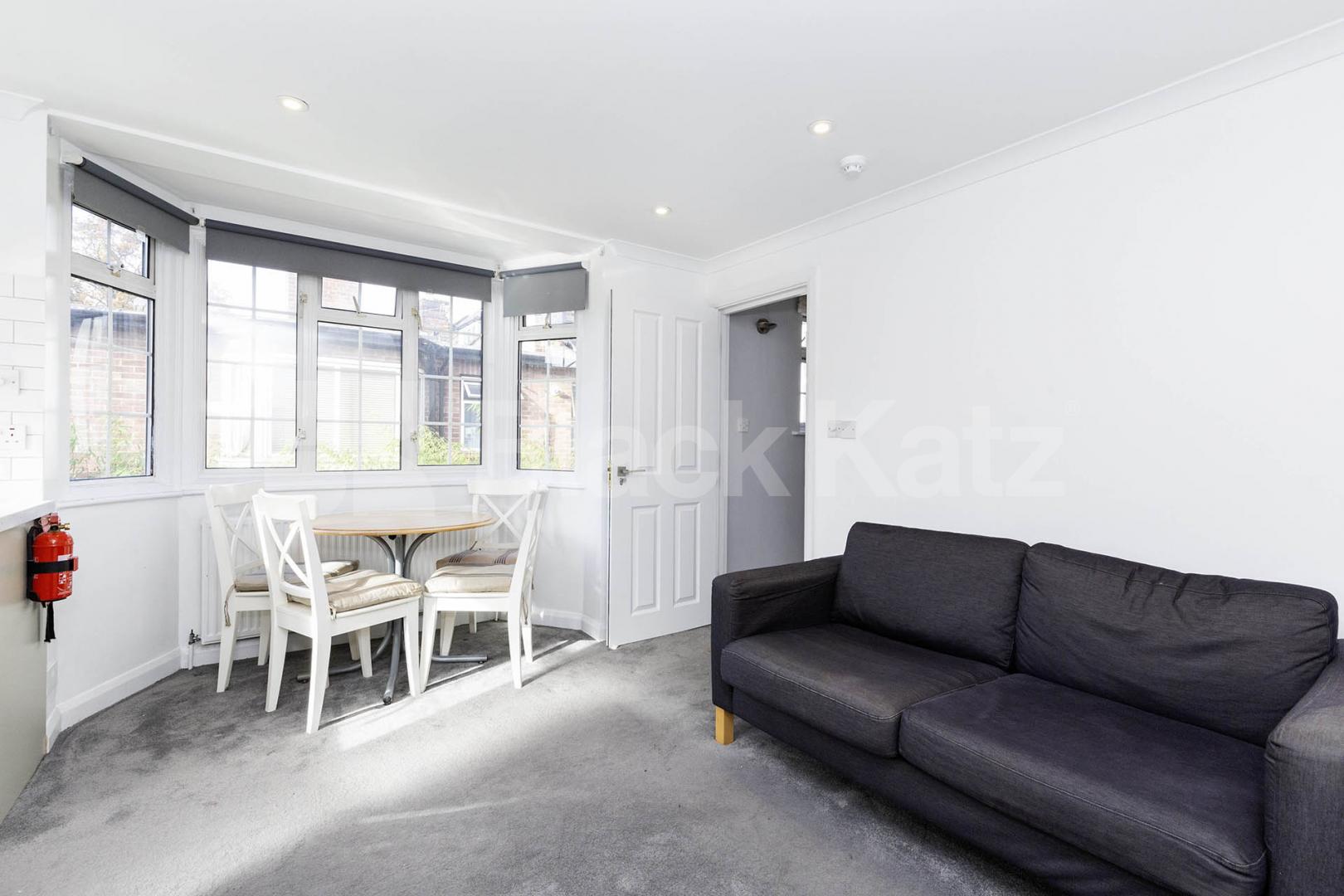 Private Garden / Available Now Stanley Gardens, London, NW2,  London